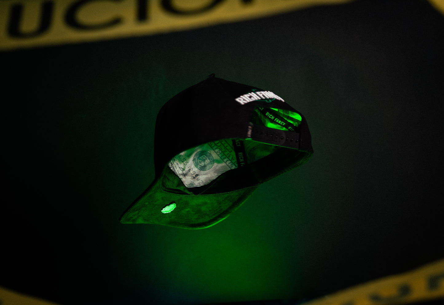 Rich Fancy Lluvia Verde
